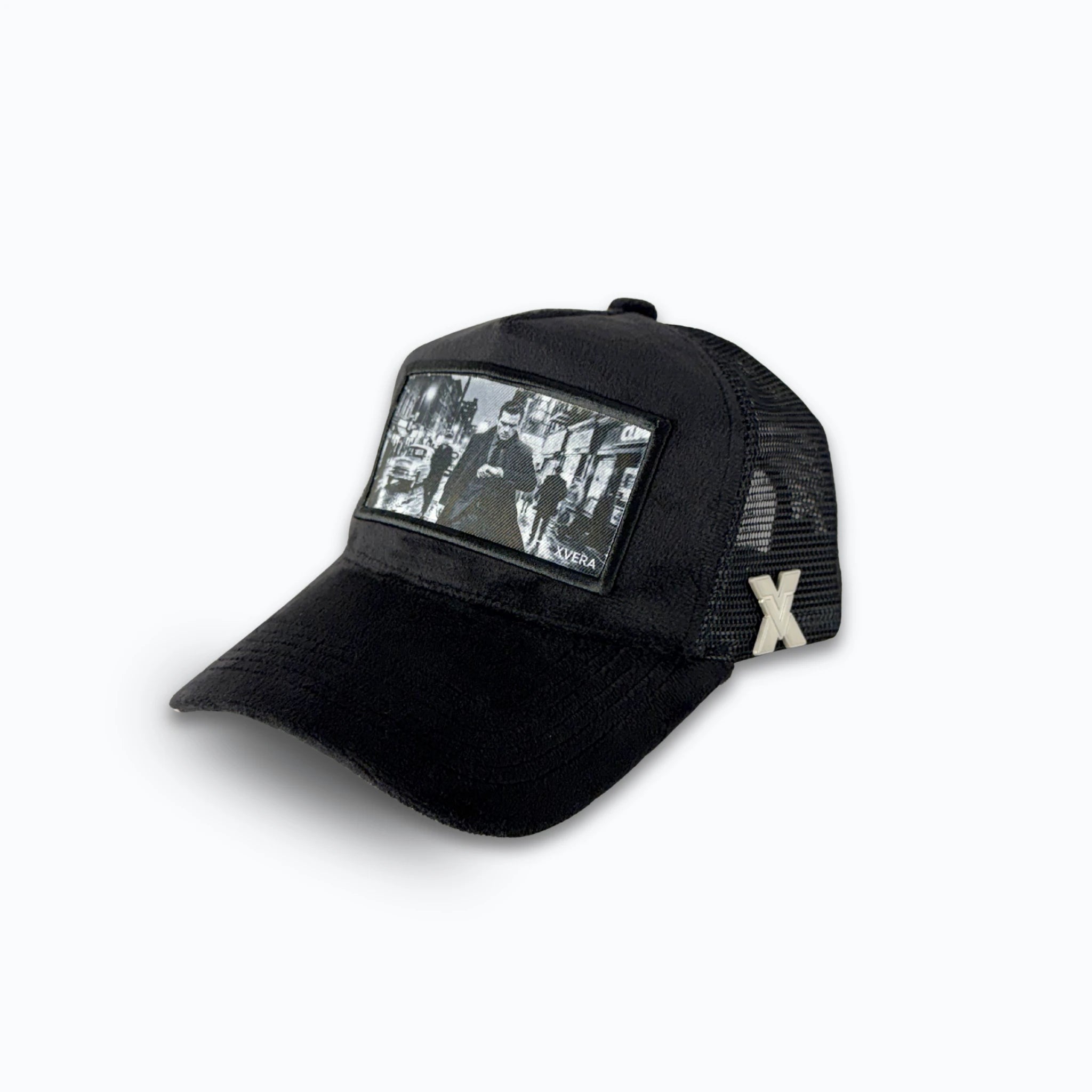 Dark Street Style – Svart Velvet Truckerkeps
